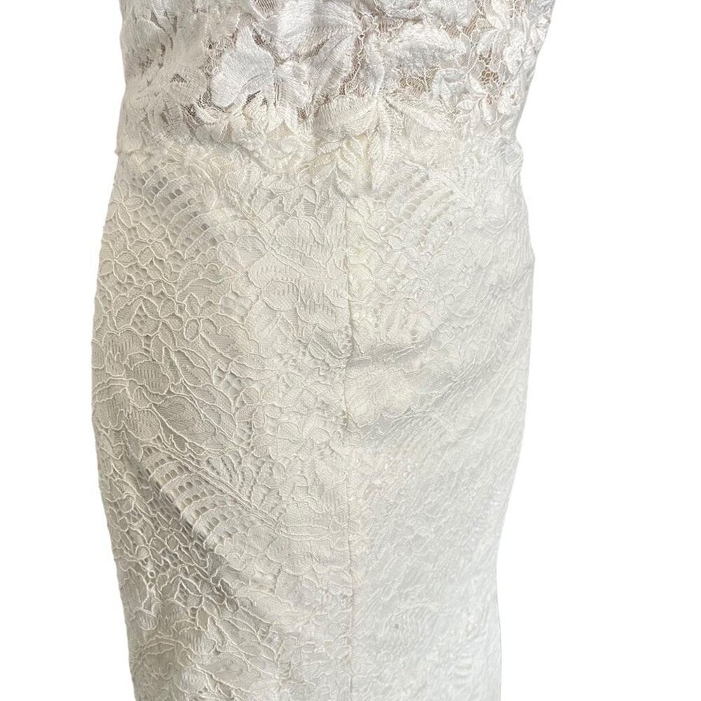 Melissa Sweet Ivory Lace V-Neck Trumpet Wedding Gown - Picture 4 of 16